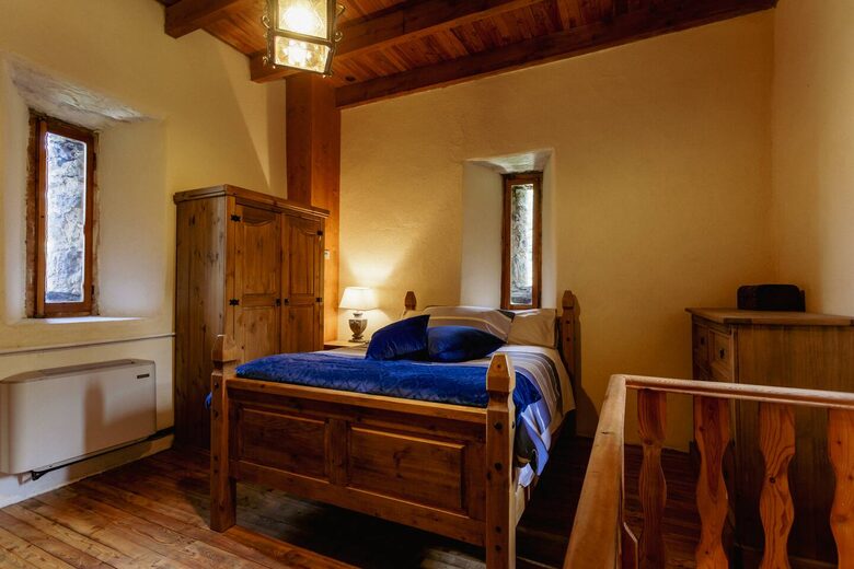 Château historique du XIe siècle | Château de Foppoli - Mazzo di Valtellina, Italie