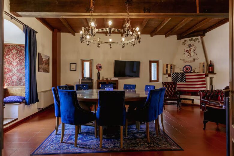 Château historique du XIe siècle | Château de Foppoli - Mazzo di Valtellina, Italie