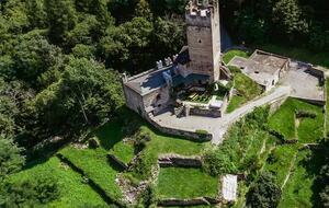Historic 11th-Century Castle | Foppoli's Castle - Mazzo di Valtellina, Italy