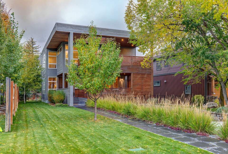 Modern Mountain Masterpiece in the Heart of Jackson - Jackson, Wyoming