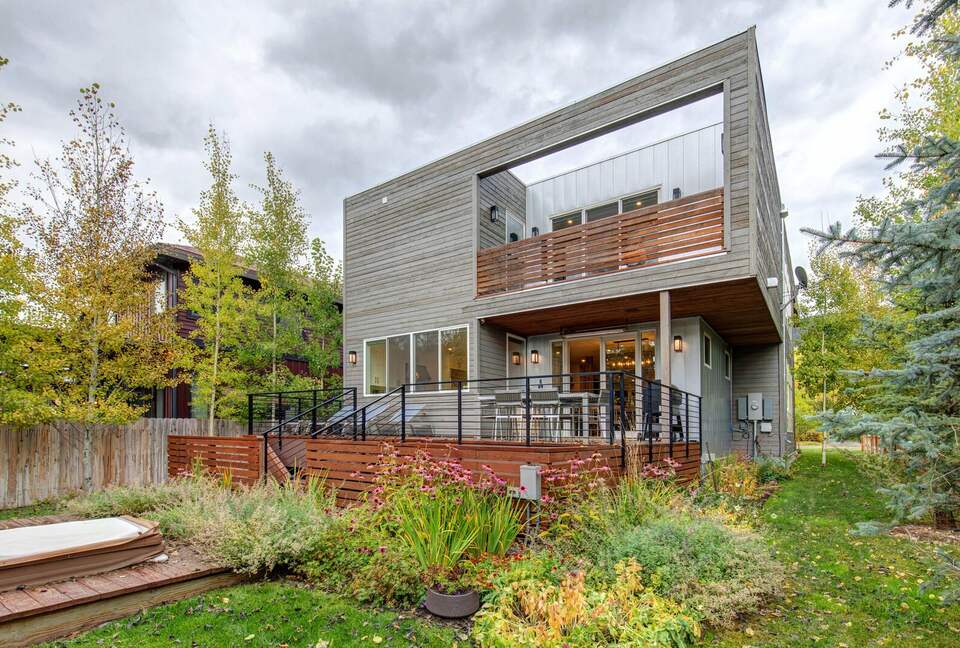 Modern Mountain Masterpiece in the Heart of Jackson - Jackson, Wyoming