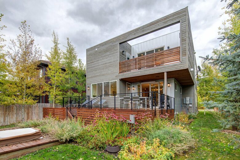 Modern Mountain Masterpiece in the Heart of Jackson - Jackson, Wyoming