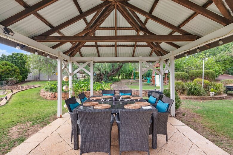 Countryside Escape with Panoramic Views - Darlington, Australia