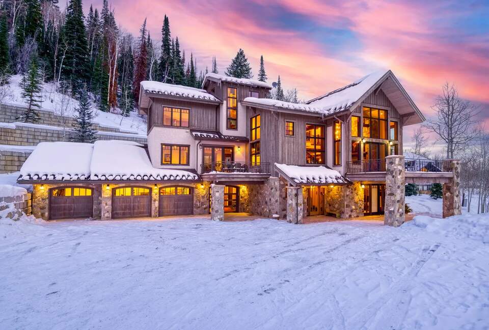 Elevated Elegance | A Majestic Mountain Escape - Steamboat Springs, Colorado