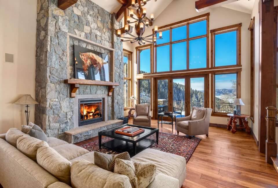 Elevated Elegance | A Majestic Mountain Escape - Steamboat Springs, Colorado