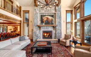 Elevated Elegance | A Majestic Mountain Escape