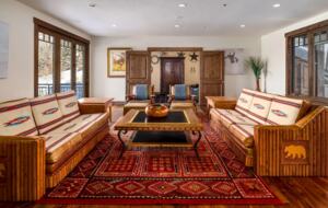 Elevated Elegance | A Majestic Mountain Escape