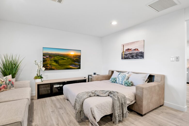 Spacious Getaway Near Old Town - Scottsdale, Arizona