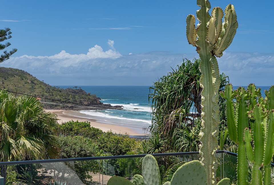 Sunshine Beach House | With Panoramic Water Views - Sunshine Beach, Australia