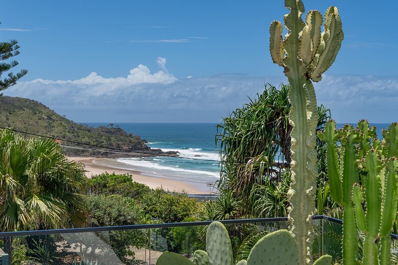 Sunshine Beach House | With Panoramic Water Views - Sunshine Beach, Australia