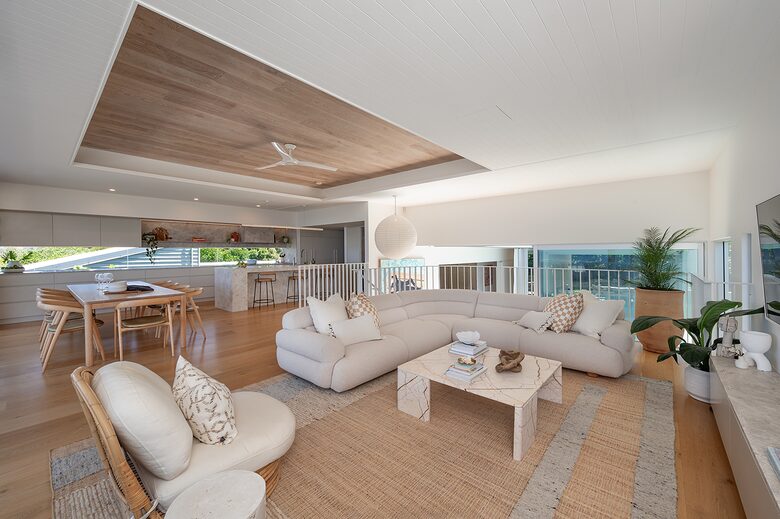 Sunshine Beach House | With Panoramic Water Views - Sunshine Beach, Australia