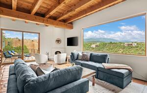 Santa Fe Skyline Retreat - Santa Fe, New Mexico