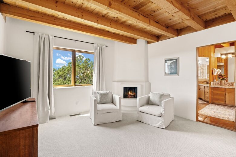 Santa Fe Skyline Retreat - Santa Fe, New Mexico