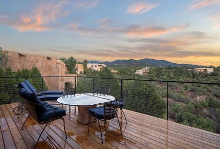 Santa Fe Skyline Retreat - Santa Fe, New Mexico