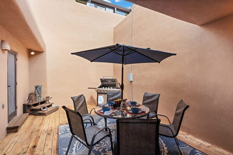 Santa Fe Skyline Retreat - Santa Fe, New Mexico