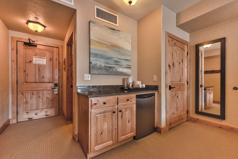 Mountain Residence in the Heart of Canyons Village - Park City, Utah