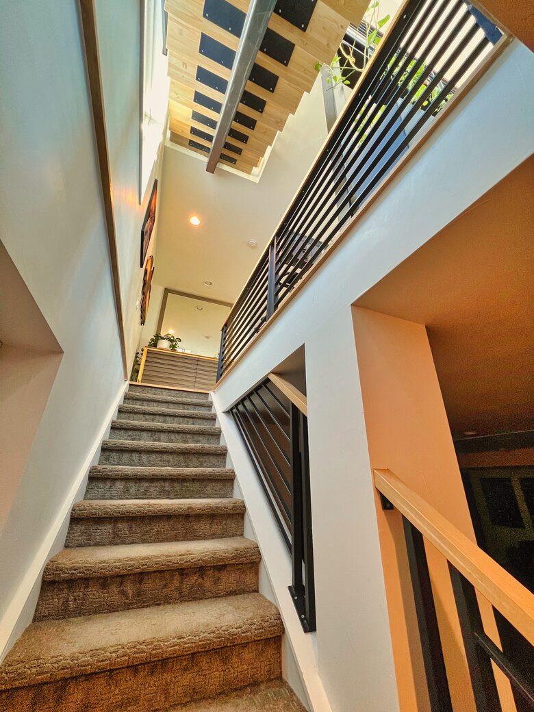Modern Luxury 4 Bed Home | 7 Mins to Broncos Stadium - Denver, Colorado