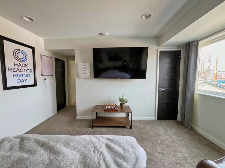 Modern Luxury 4 Bed Home | 7 Mins to Broncos Stadium - Denver, Colorado