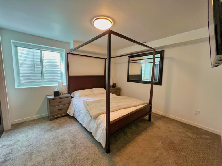 Modern Luxury 4 Bed Home | 7 Mins to Broncos Stadium - Denver, Colorado