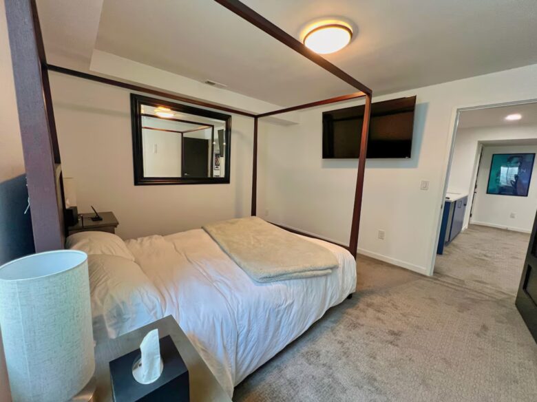 Modern Luxury 4 Bed Home | 7 Mins to Broncos Stadium - Denver, Colorado