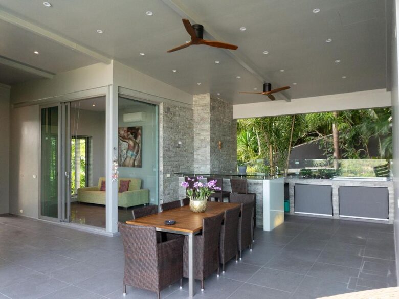 Elegant 4-Bedroom Retreat with Panoramic Ocean Views - Ban Pa Khlok, Thailand