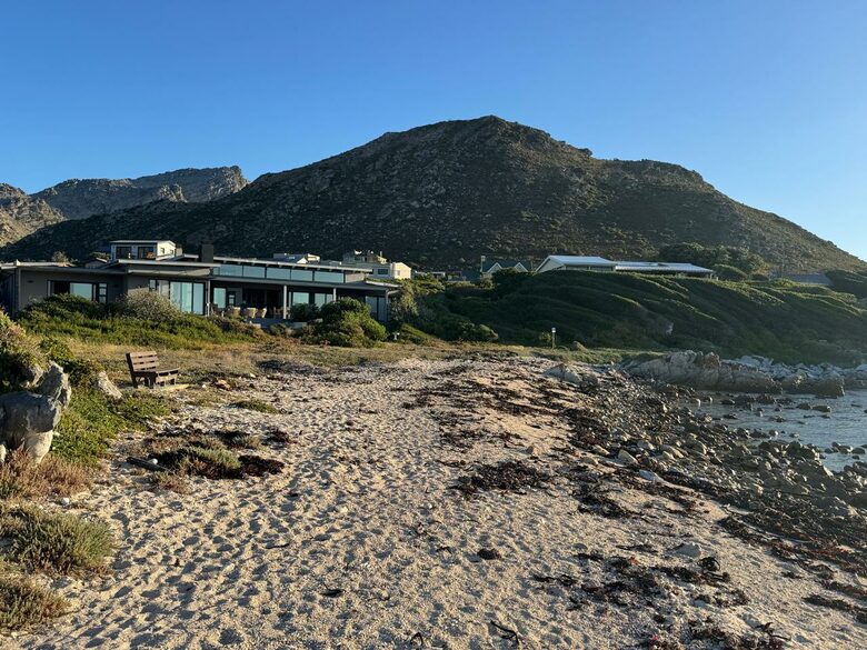 Pringle Bay Beach House - Pringle Bay, South Africa
