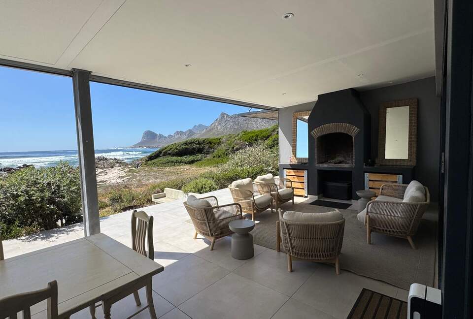 Pringle Bay Beach House - Pringle Bay, South Africa