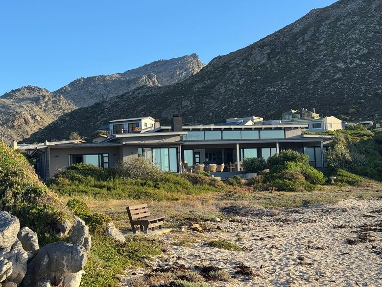 Pringle Bay Beach House - Pringle Bay, South Africa