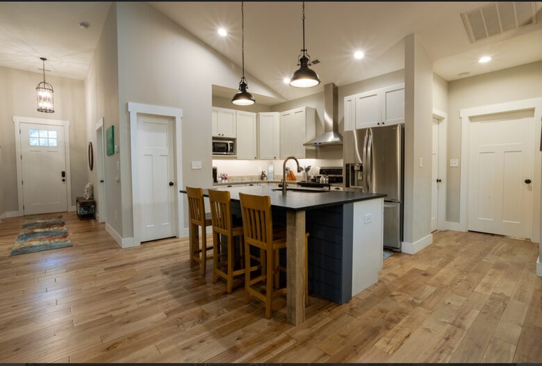 Serene Mountain Getaway | Charming Craftsman Home Near Asheville - Fairview, North Carolina