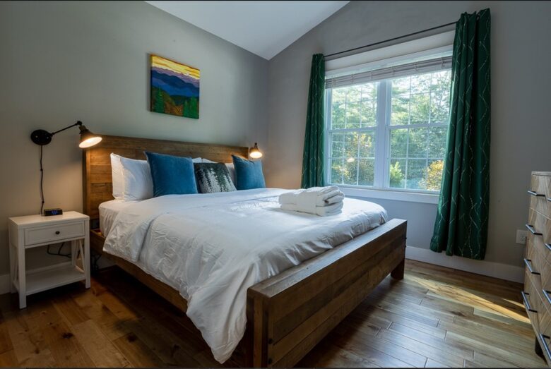 Serene Mountain Getaway | Charming Craftsman Home Near Asheville - Fairview, North Carolina