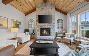 Sister Bay Chalet | A Downtown Townhome Near the Waterfront - Sister Bay, Wisconsin