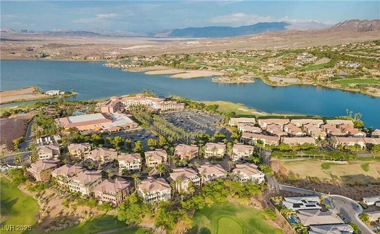 Stylish Lake Las Vegas Retreat with Beautiful Vistas - Henderson, Nevada