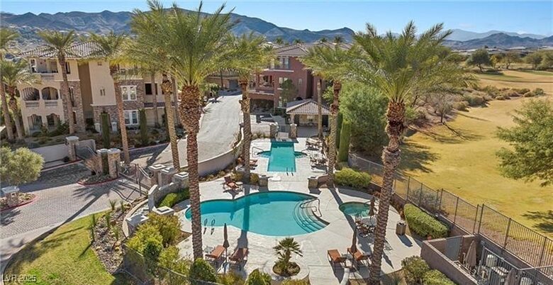 Stylish Lake Las Vegas Retreat with Beautiful Vistas - Henderson, Nevada