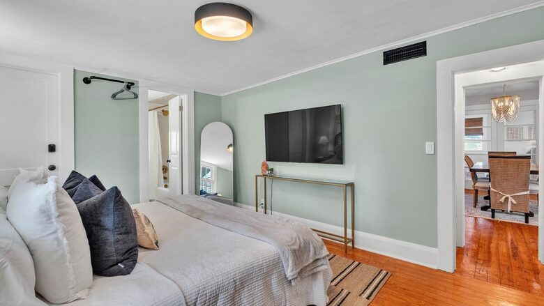 Historic Charm in the Heart of Lakeland - Lakeland, Florida