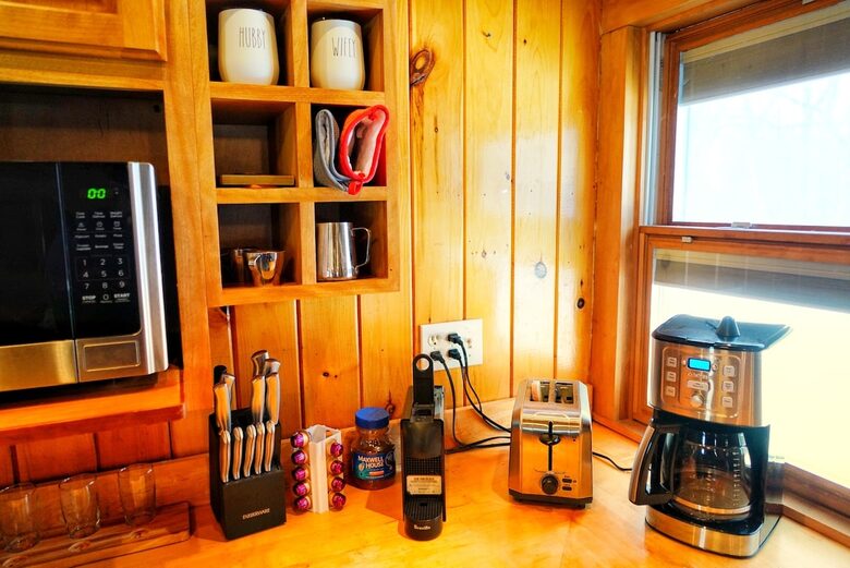 Lake Champlain Waterfront Retreat | 14 Acres of Serenity - Grand Isle, Vermont