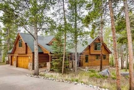 A Sophisticated Mountain Escape in Breckenridge - Breckenridge, Colorado