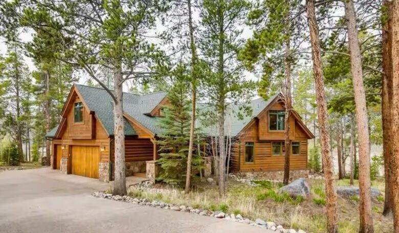A Sophisticated Mountain Escape in Breckenridge - Breckenridge, Colorado
