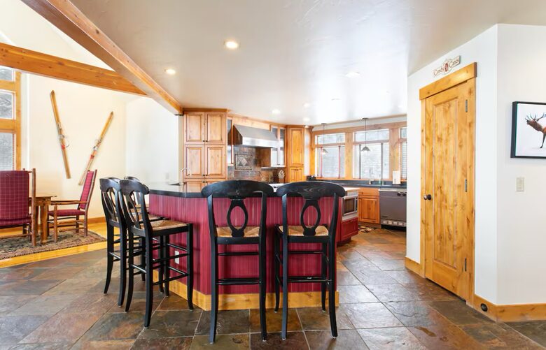 A Sophisticated Mountain Escape in Breckenridge - Breckenridge, Colorado
