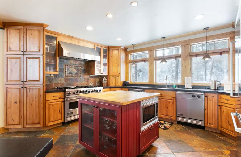 A Sophisticated Mountain Escape in Breckenridge - Breckenridge, Colorado