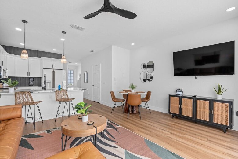Upscale Townhome @ Windsor Hills - Kissimmee, Florida