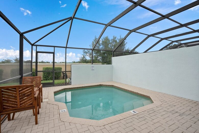 Upscale Townhome @ Windsor Hills - Kissimmee, Florida