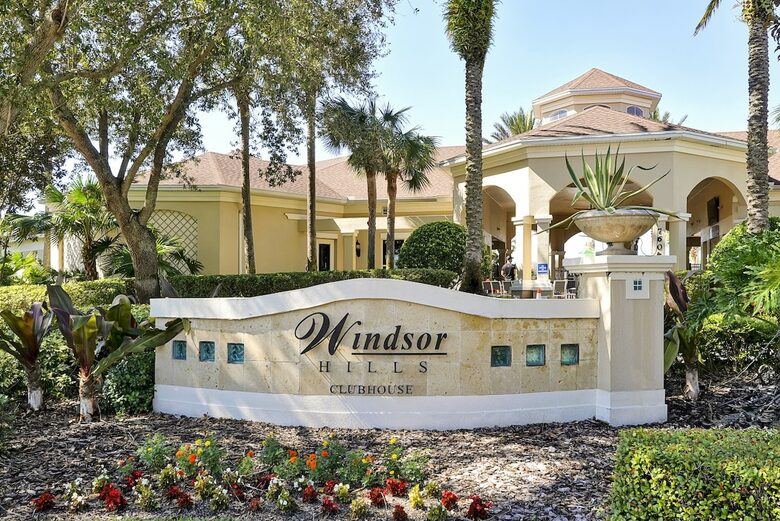 Upscale Townhome @ Windsor Hills - Kissimmee, Florida