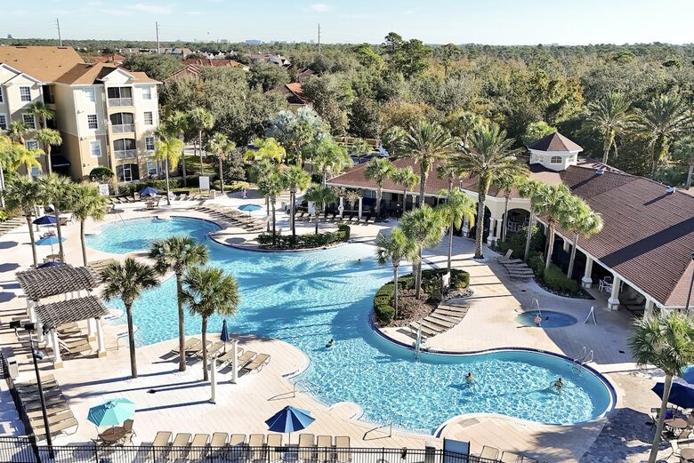 Upscale Townhome @ Windsor Hills - Kissimmee, Florida
