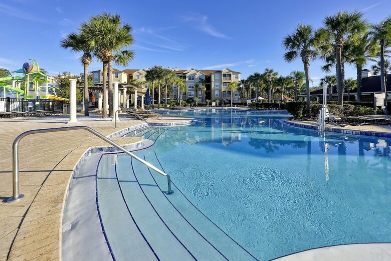 Upscale Townhome @ Windsor Hills - Kissimmee, Florida