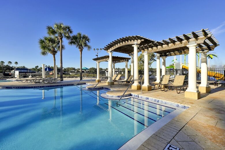 Upscale Townhome @ Windsor Hills - Kissimmee, Florida