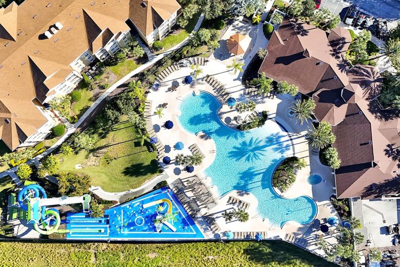 Upscale Townhome @ Windsor Hills - Kissimmee, Florida