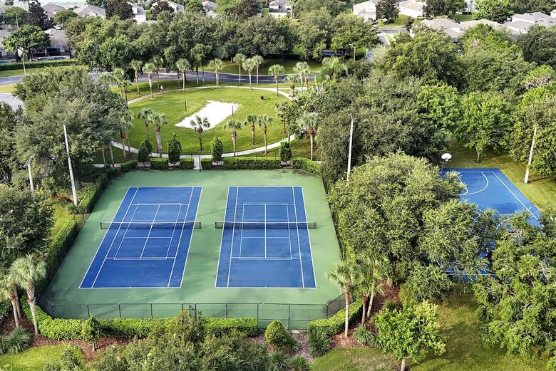 Upscale Townhome @ Windsor Hills - Kissimmee, Florida