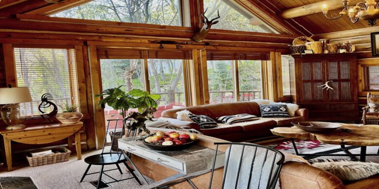 Rustic Elegance with Breathtaking Views & Hot Tub - Sundance, Utah