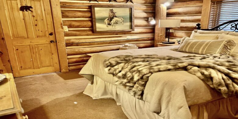 Rustic Elegance with Breathtaking Views & Hot Tub - Sundance, Utah