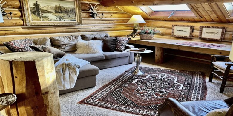 Rustic Elegance with Breathtaking Views & Hot Tub - Sundance, Utah